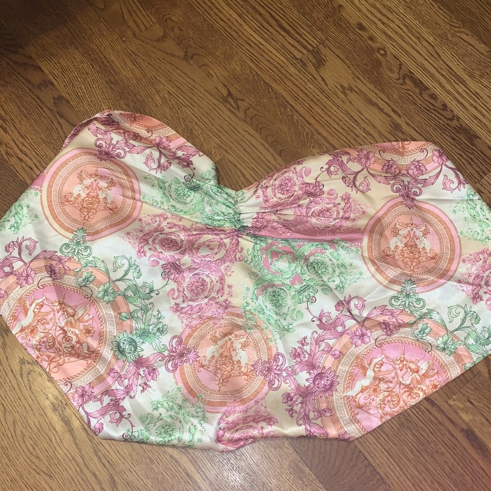 Crop top - Picture 2 of 5
